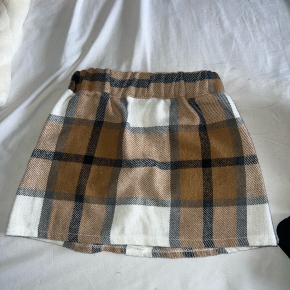 Fall skirt - Picture 2 of 2